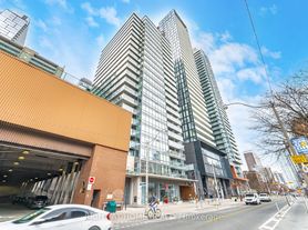 22 Wellesley St E