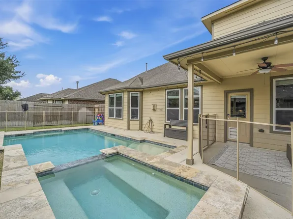 9982 Manor Spring Ln, Brookshire, TX 77423