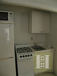 3rd image of 140 E 40th St APT 8J
