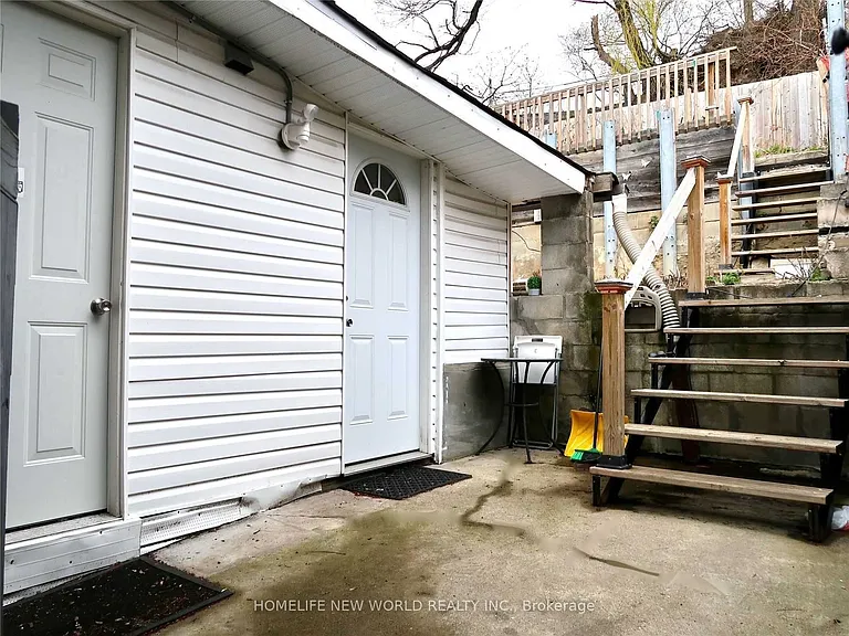 1514 Davenport Rd #202 — Photo 3