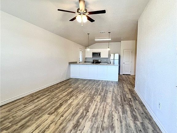 2nd image of 221 Dolphin Dr