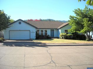 2548 NW Kinderman Dr, Corvallis, OR