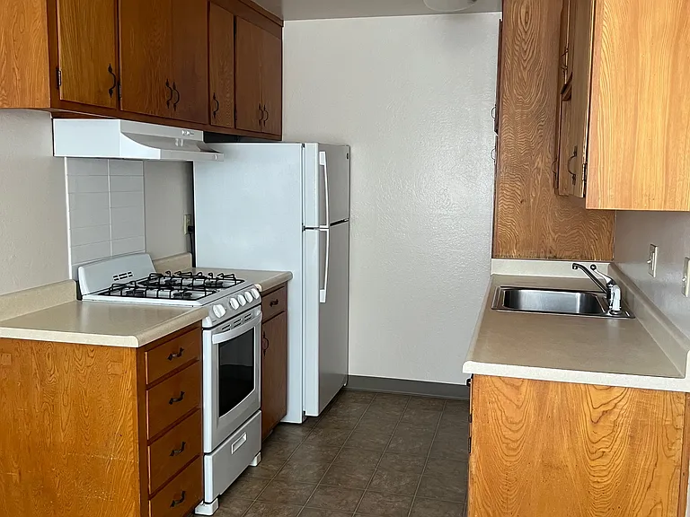20519 Wisteria St #2 — Photo 4