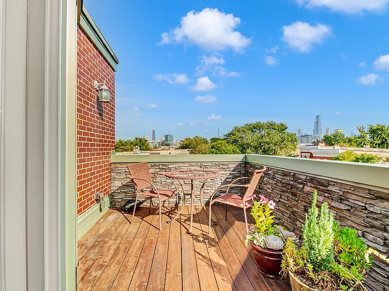 1500 W Huron St #C — Photo 17