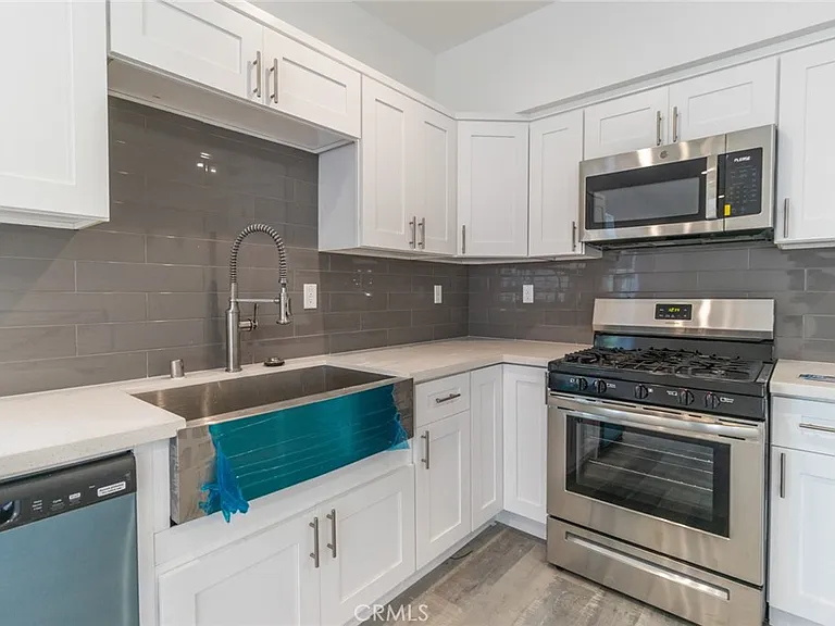 5148 Riverton Ave #5144 — Photo 9