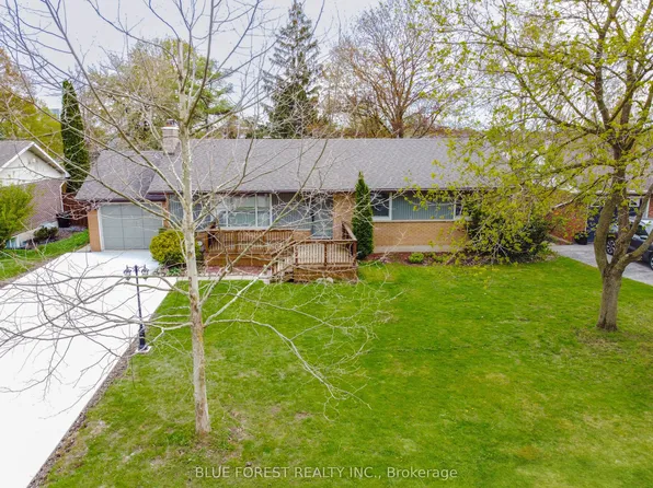 42 Regency Rd, London, ON N6H 4A8