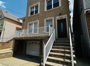 470 Avenue A APT 2, Bayonne, NJ 07002