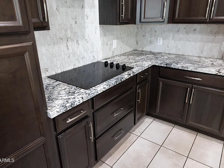 2462 E Lovebird Ln — Photo 15