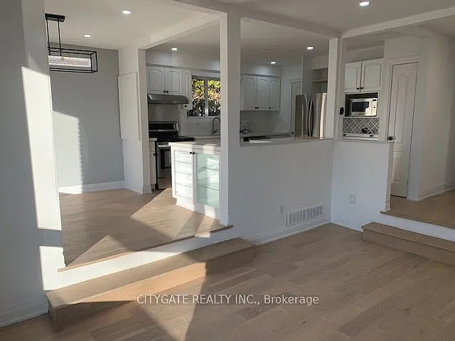 3 bed, $3,000 — Photo 3