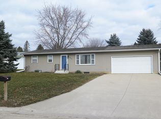 500 Sunrise Blvd, Decorah, IA 52101