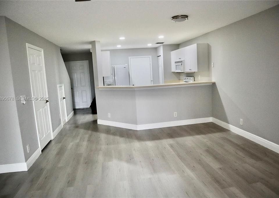 1st image of 8656 S Southgate Shores Cir