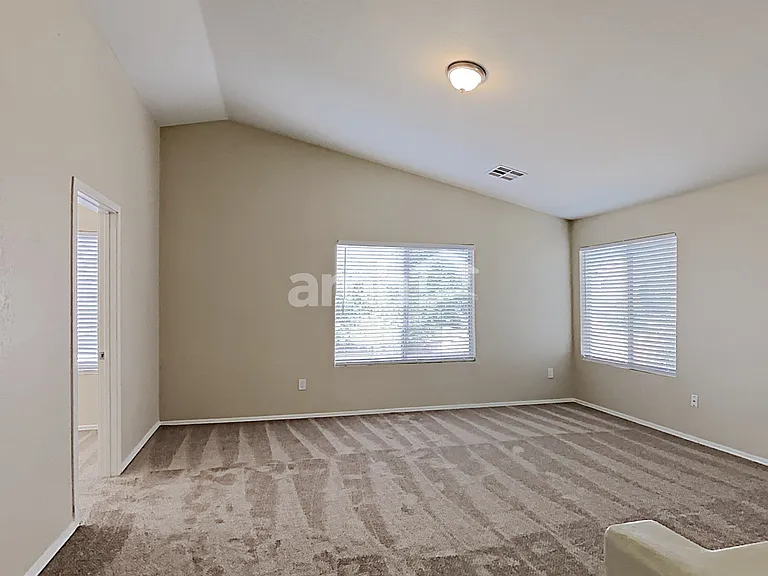 10460 E Obispo Ave — Photo 13