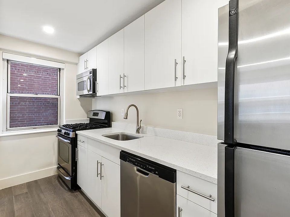 1st image of 60 E 12th St #4LX