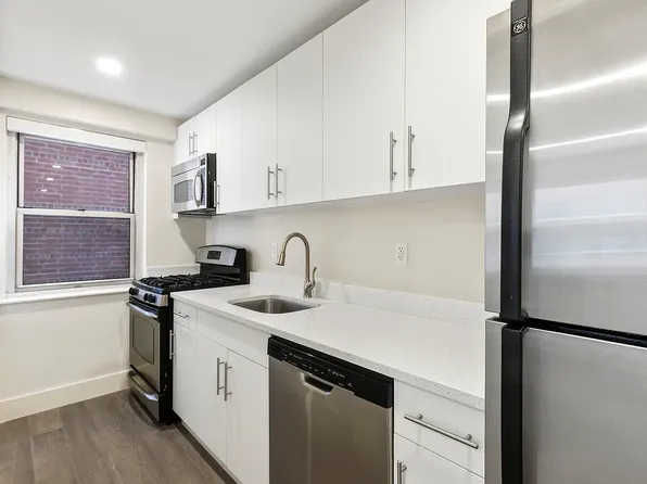 60 East 12th Street image 1 of 7