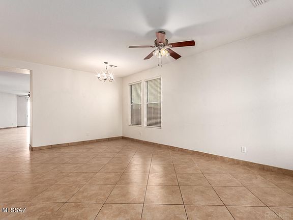4th image of 4965 E Chickweed Dr