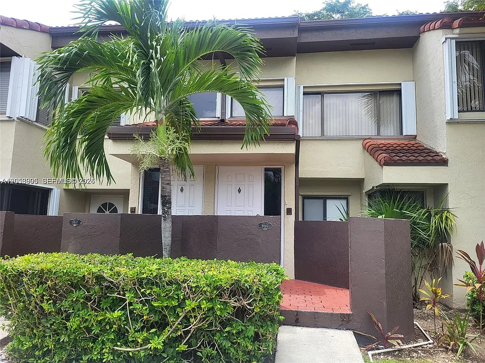 9843 SW 138th Ave #EA2R
