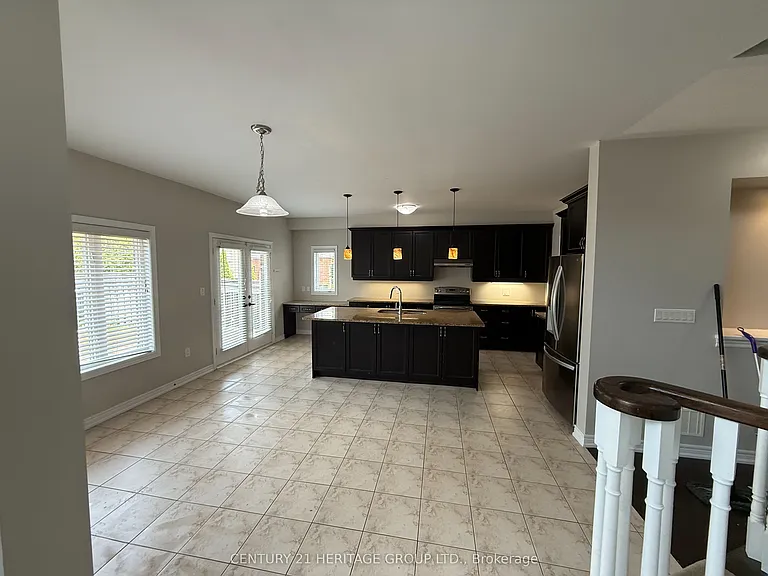 320 Shipway Ave — Photo 16