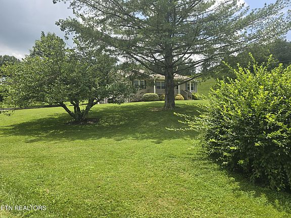 4th image of 196 Church Rd