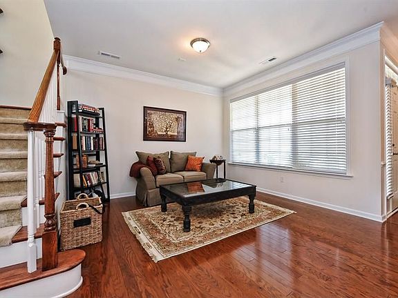 4th image of 1055 Silver Gull Dr
