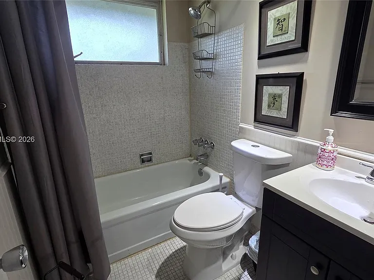300 Layne Blvd #301 — Photo 13