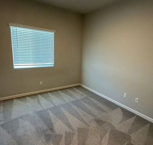 510 S Summit St #101-103 — Photo 14
