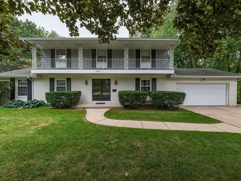 1st image of 2311 Hickory Point Dr N