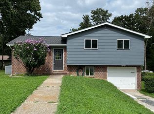 2983 E Freedom Cir, Ooltewah, TN 37363