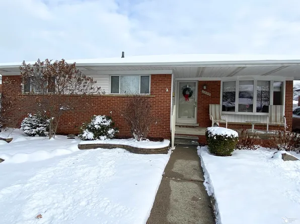 1995 Newman St, Trenton, MI 48183