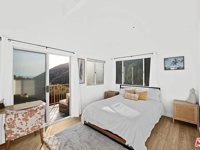 4345 Escondido Trl — Photo 42