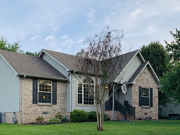 2nd image of 513 Highland Dr
