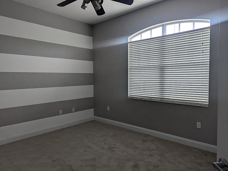 475 Kiwi St — Photo 11