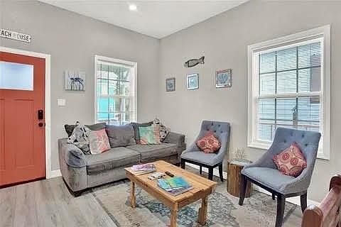 3rd image of 1806 24th St