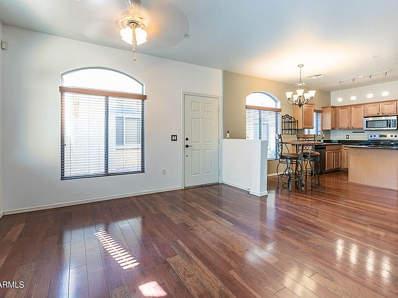 4th image of 2401 E RIO SALADO Parkway #1083