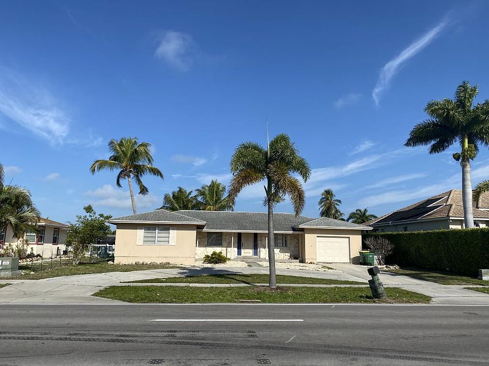 1st image of 1276 N Collier Blvd