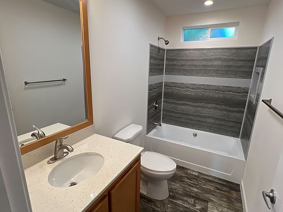 3rd image of 456 Cherry Way
