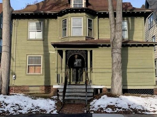 236 Pleasant St, Providence, RI 02906