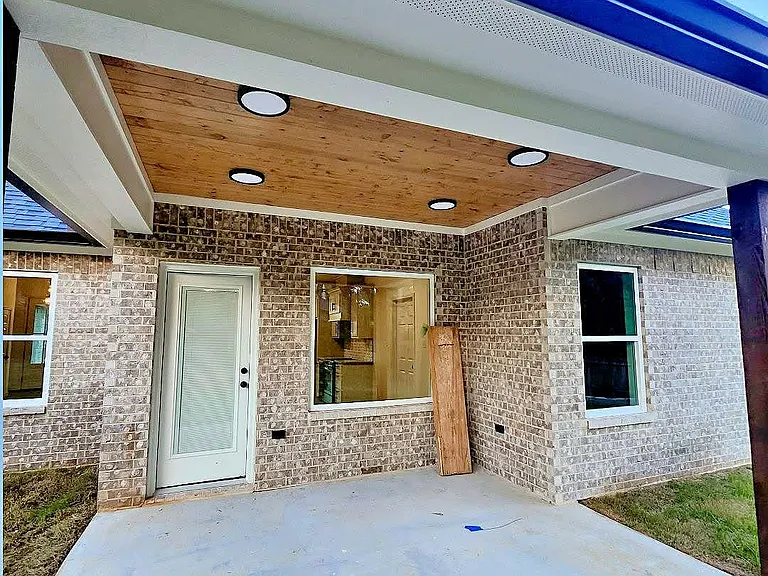 805 Woodridge Cir — Photo 28