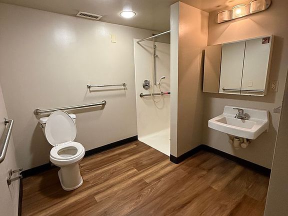 5th image of 400 E South A St #404