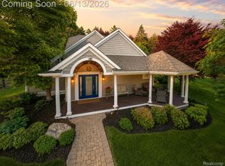 1310 Brauer Rd, Oxford, MI 48371