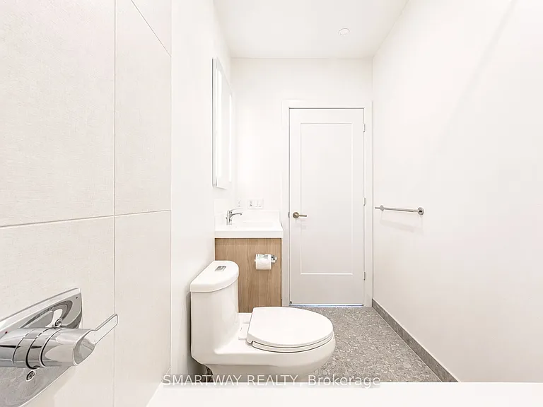 25 Cordova Ave #Penthouse 09 — Photo 38