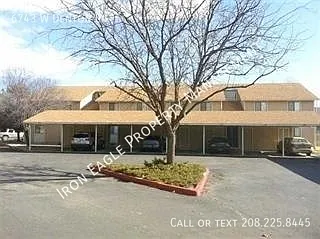 6743 W Denton Ln — Photo 8