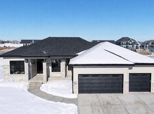 1203 Moll Dr, Waunakee, WI 53597