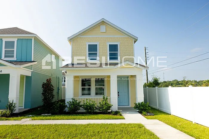 3 bed, 2.5 bath, 1604 sqft, $1,795 — Photo 1