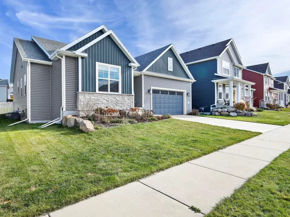 1245 Merry Blossom Ln, Verona, WI 53593