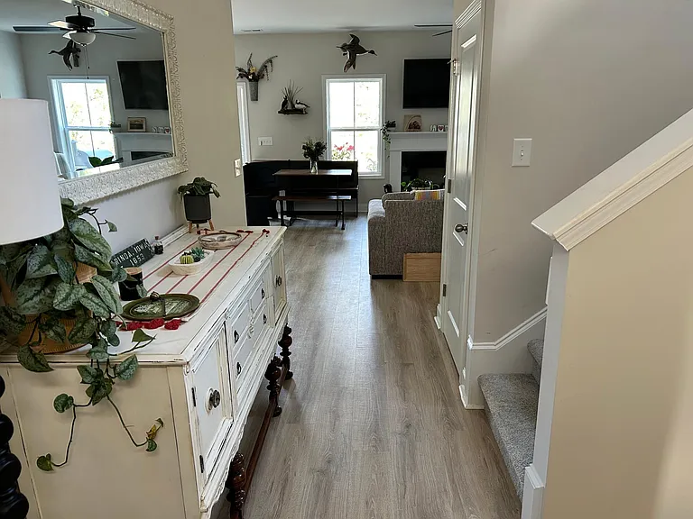 Entry way