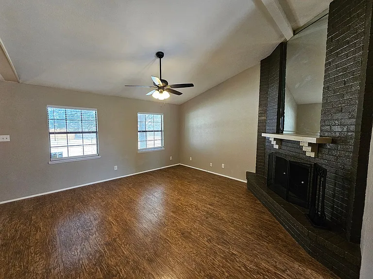 7713 Jerome Dr — Photo 12