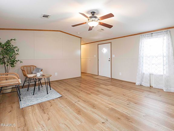 4th image of 164 Amaretto Dr