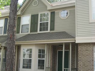 7 Woodall Dr, Hampton, VA 23666