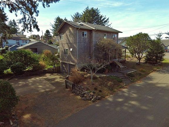 2nd image of 1820 NE 19th St
