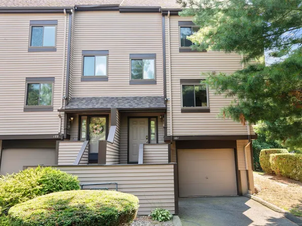 196 New Haven Avenue #101, Derby, CT 06418